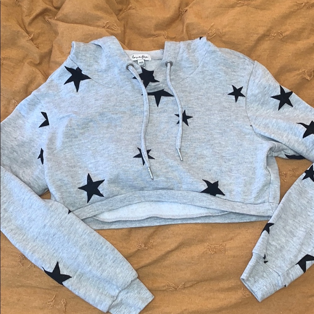 Cropped star hoodie